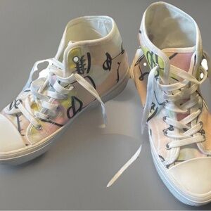 Women’s high top canvas shoes   Size 8 Women's Multicolor High-Top Sneakers